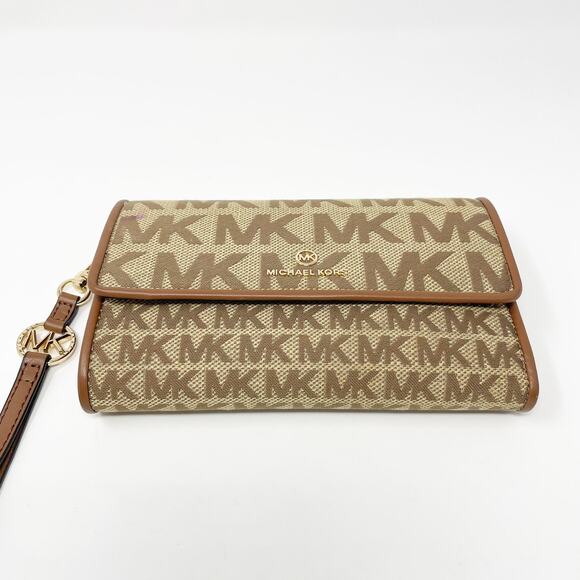 MK Michael Kors Signature Tan Brown Leather Trifold Wallet Gold Hardware Wrist - Picture 2 of 10